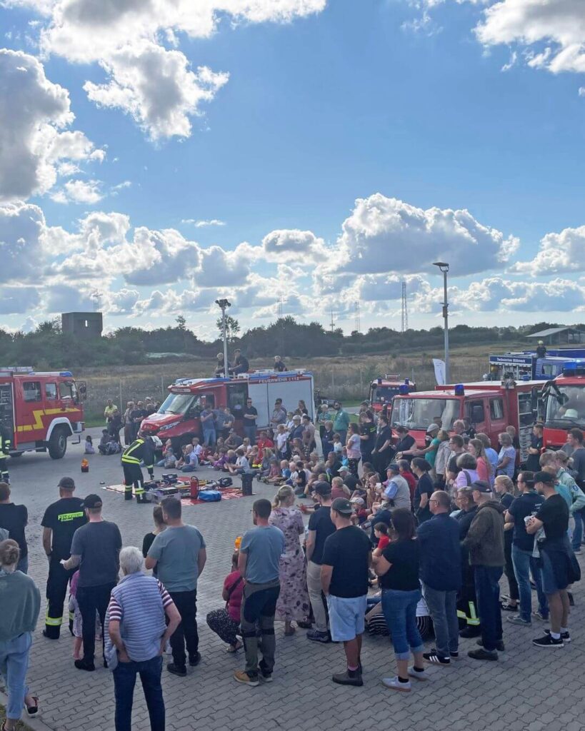 Impressionen von "Verein(t) feiern" 2025, dem Amtsfeuerwehrtag mit Ehrenamtsmesse